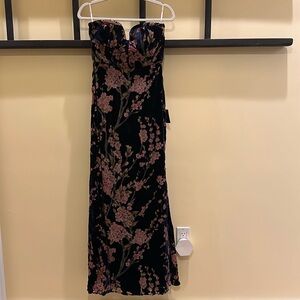 Brand new, never worn! Navy Blue Floral Print Velvet Strapless Maxi Dress